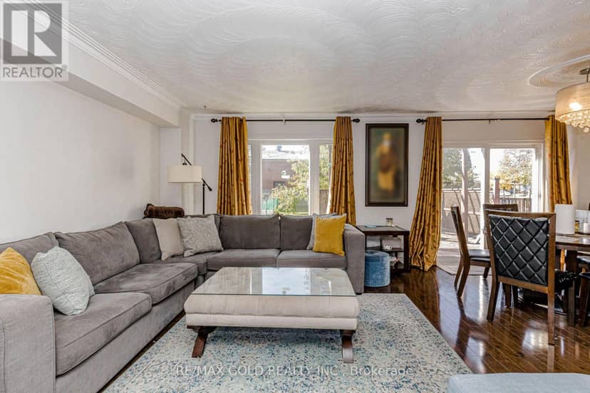 7262 Sigsbee Drive — photo 6 of 33