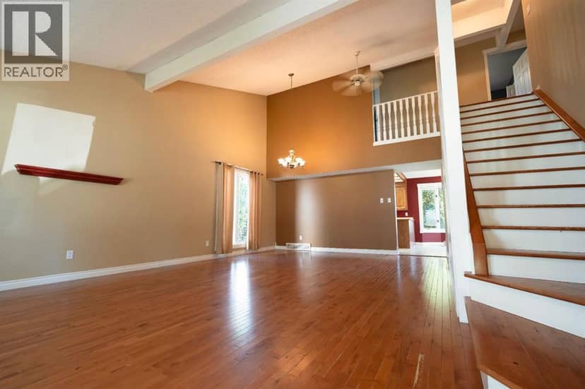 10109 89 Street — photo 13 of 40