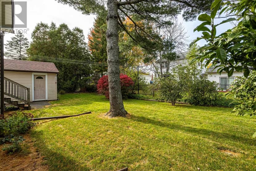 37 Lawson Avenue — photo 35 of 40