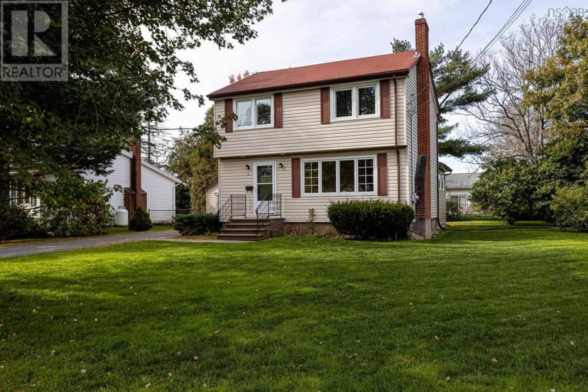 37 Lawson Avenue, Dartmouth