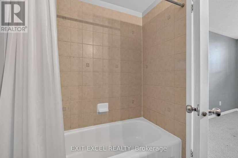 1 - 532 Lakeridge Drive — photo 28 of 35