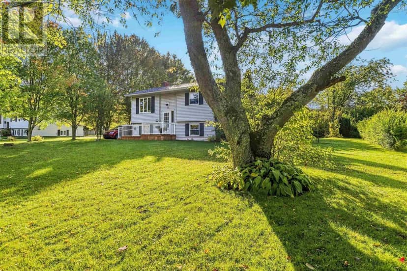 887 Richard Street, Kentville