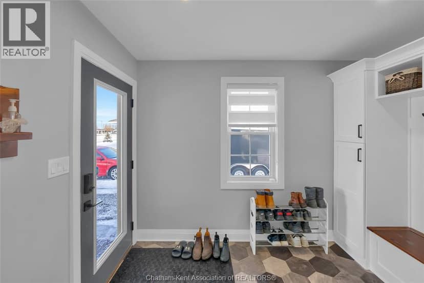 5744 Middle LINE — photo 20 of 40