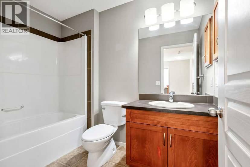 126 River Heights Crescent — photo 19 of 30