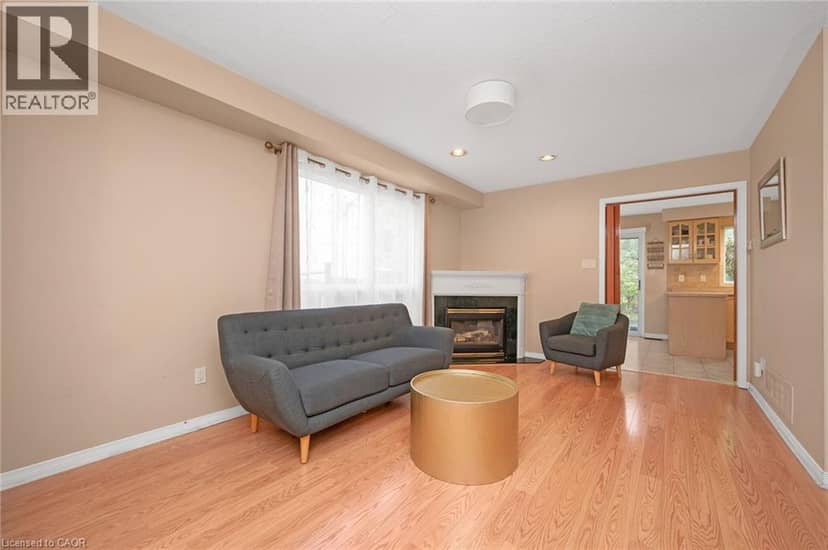 2189 SHORNCLIFFE Boulevard — photo 6 of 32