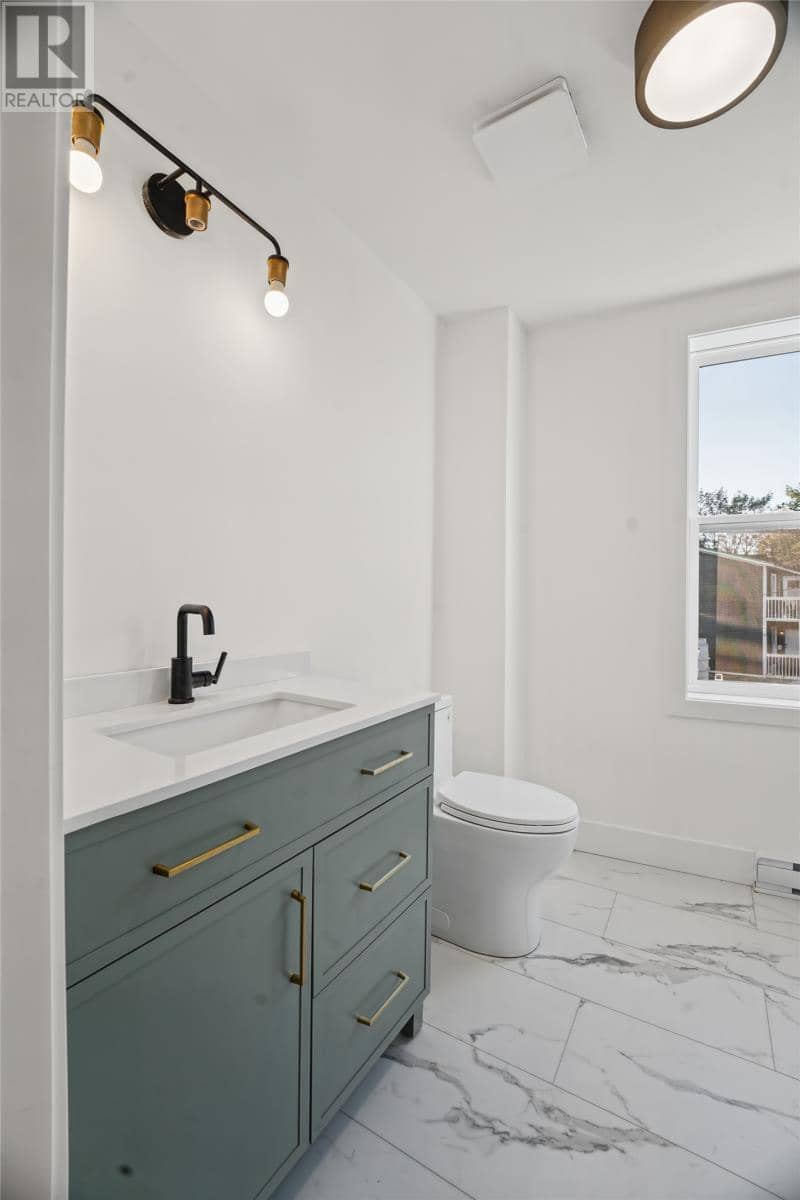 58 Charlton Street — photo 16 of 22