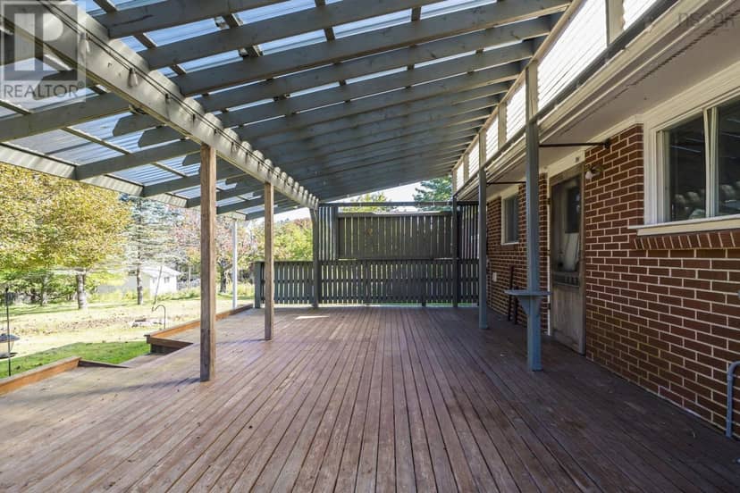 149 Glenwood Drive — photo 31 of 36