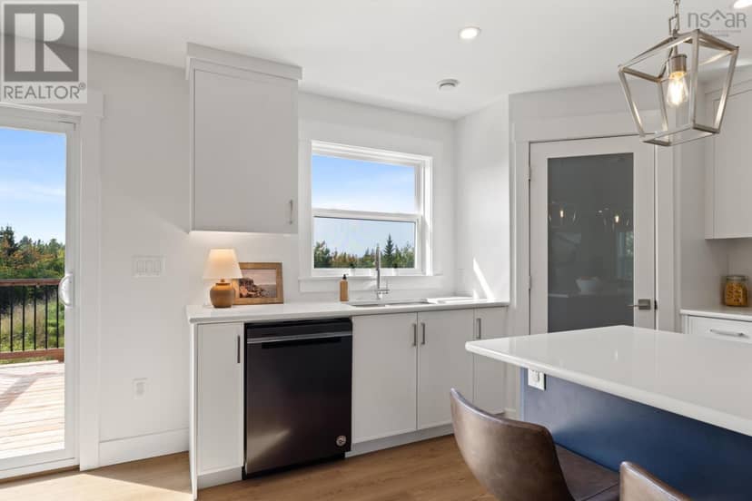 81 Rumi Lane — photo 15 of 40