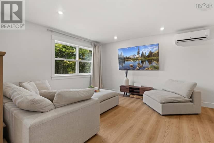 81 Rumi Lane — photo 32 of 40