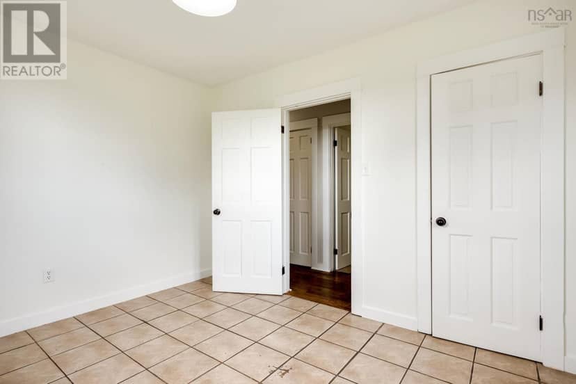 10068 Highway 221 — photo 19 of 40