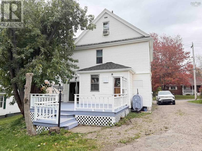 224 Elm Street, New Glasgow, photo 3