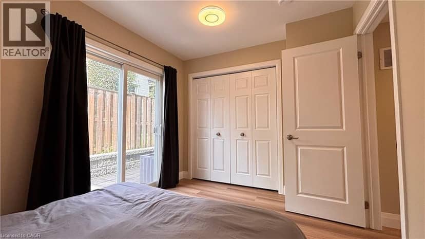 122 COURTLAND Avenue E Unit# 1 — photo 10 of 12