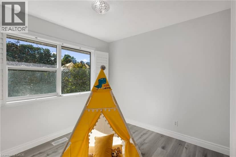 723 CHESAPEAKE Drive — photo 34 of 39