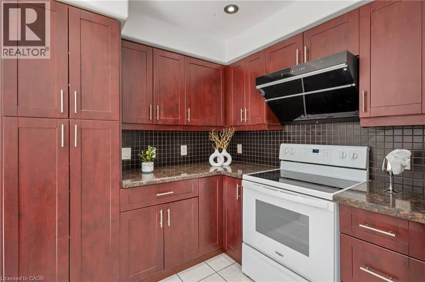 723 CHESAPEAKE Drive — photo 16 of 39