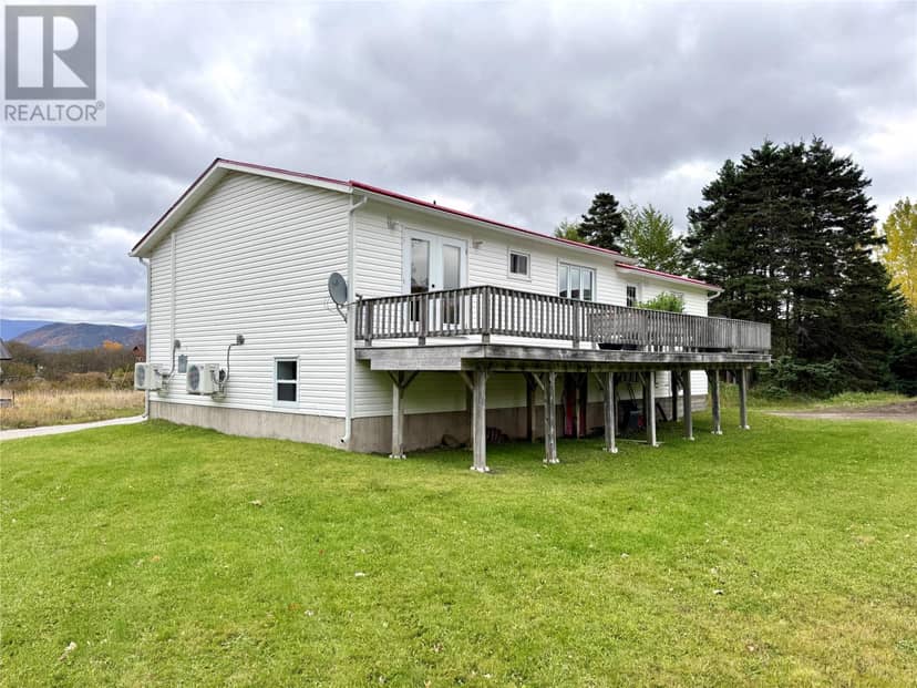 11 Marshalls Lane, Woody Point, photo 3