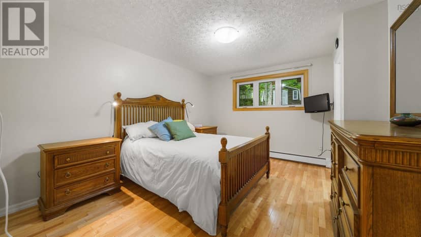 106 Deerbrooke Drive — photo 20 of 40