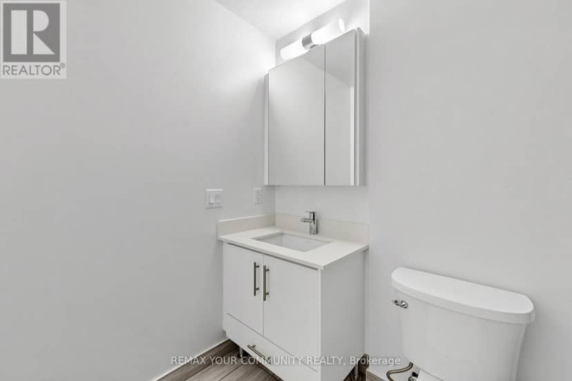 2106 - 105 Oneida Crescent — photo 24 of 40