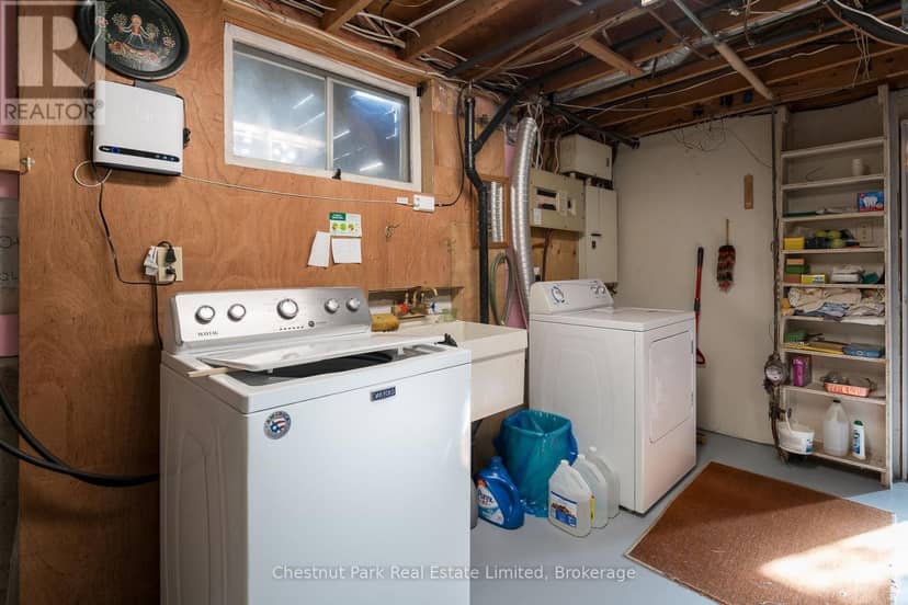 12 Spring Street — photo 21 of 30