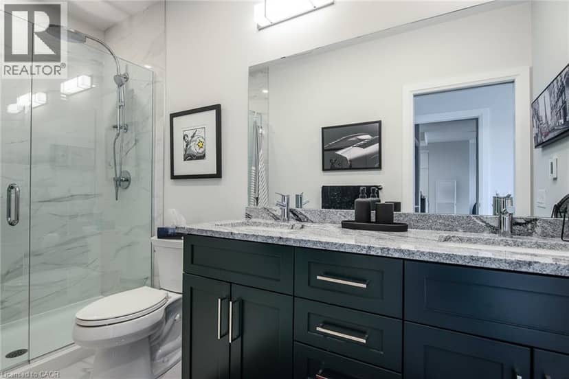 71 WYNDHAM Street S Unit# 1106 — photo 24 of 40