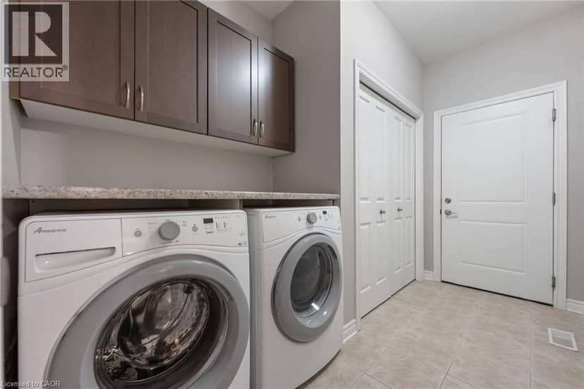 190 ARGYLE Street Unit# 32 — photo 18 of 38