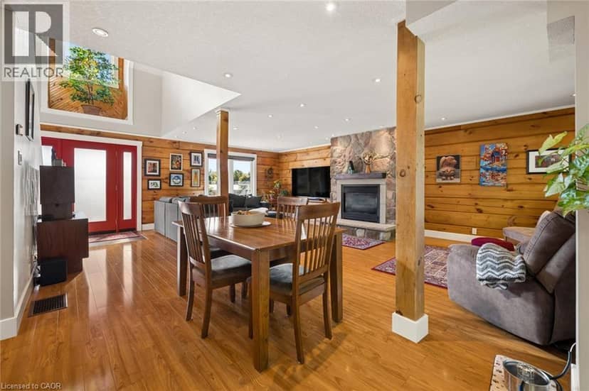 61 SPRING Street — photo 17 of 40