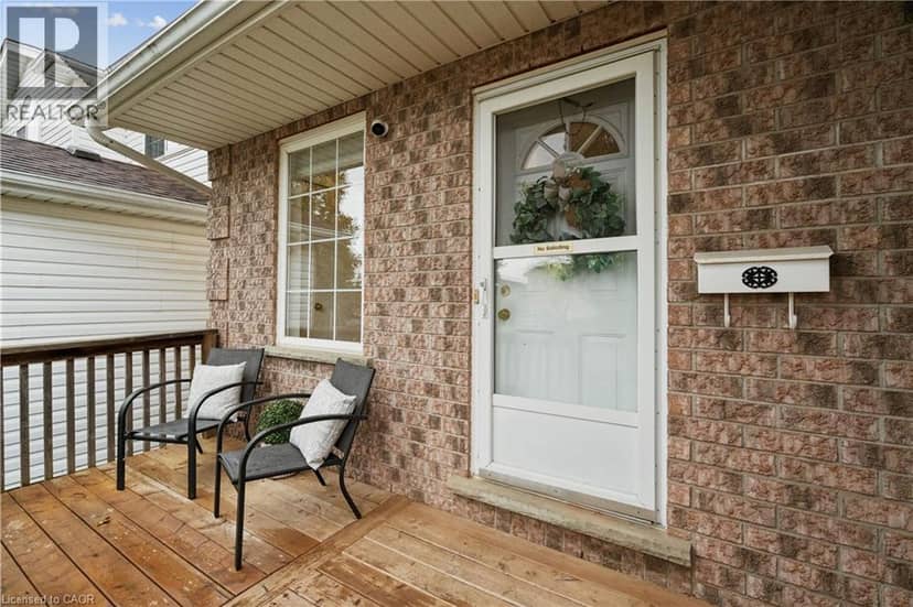 46 CHESTERTON Lane, Guelph, photo 2
