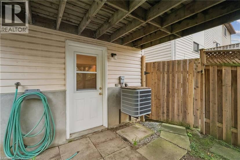 46 CHESTERTON Lane — photo 26 of 35