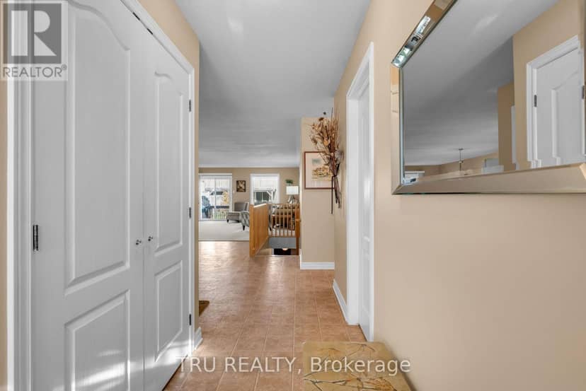 392 Jamieson Street, Mississippi Mills, photo 3