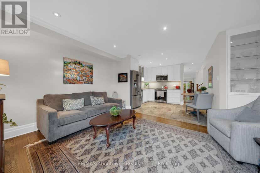 2403 Marine Drive — photo 23 of 40