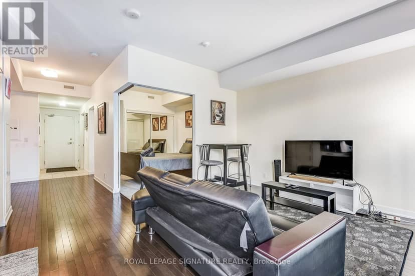 2804 - 14 York Street — photo 19 of 29