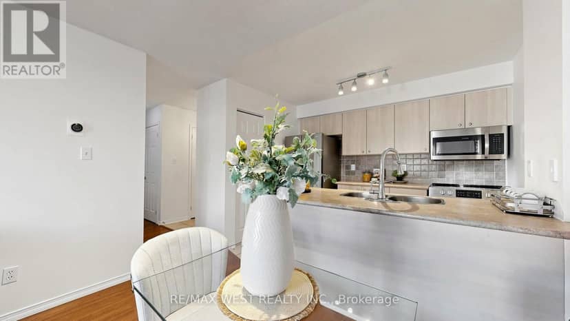 105 - 102 Aspen Springs Drive — photo 14 of 40