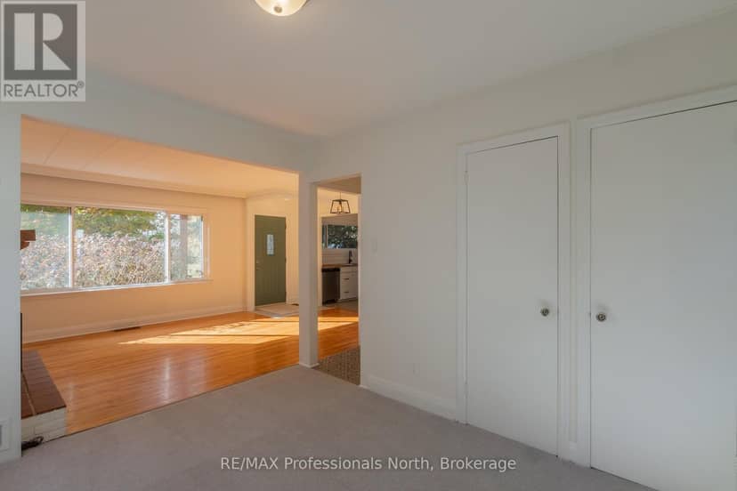 51 Gouldie Street — photo 23 of 40