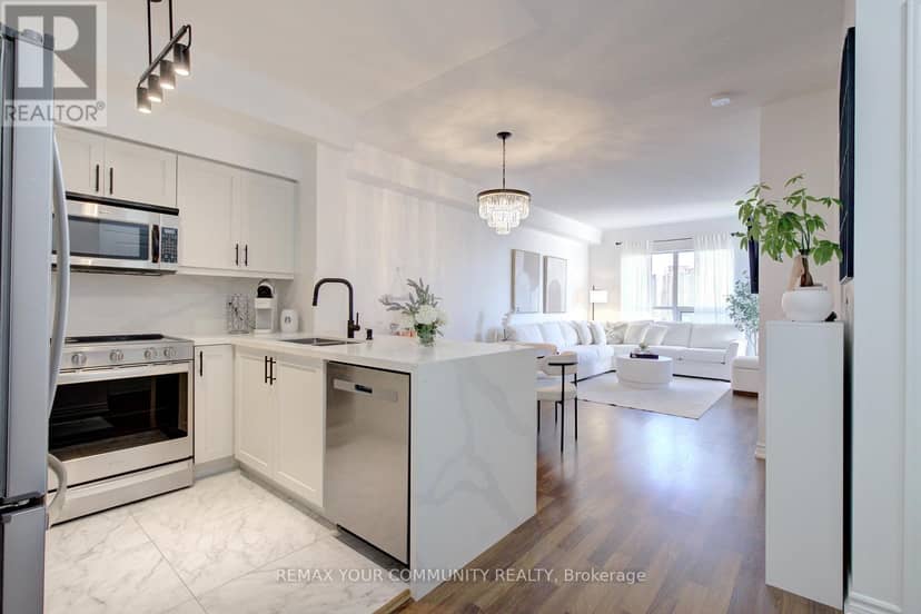 1502 - 9225 Jane Street, Vaughan