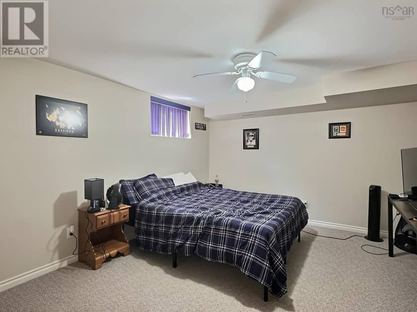 52 Regency Point Drive — photo 18 of 20