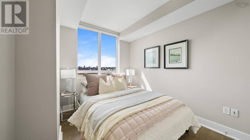 303 67 Kings Wharf Place — photo 18 of 40
