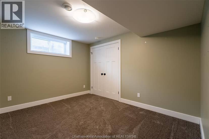 308 DAVIES STREET East — photo 34 of 40