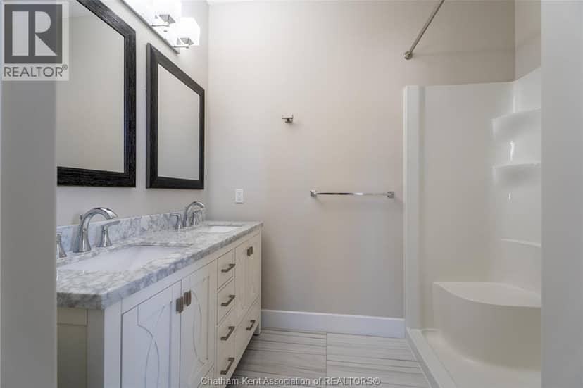 308 DAVIES STREET East — photo 22 of 40