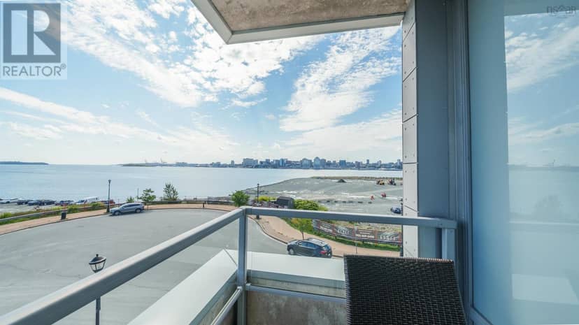 303 67 Kings Wharf Place — photo 28 of 40