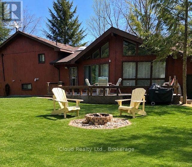 24 Montcalm Crescent — photo 36 of 40