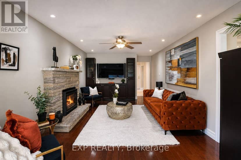 74 Henderson Drive — photo 16 of 40