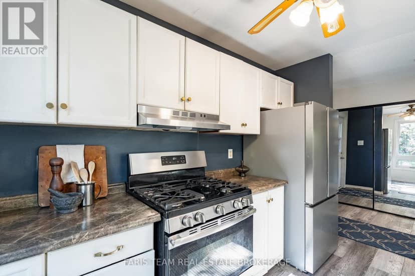 29 Oneida Avenue, Oro-Medonte, photo 6