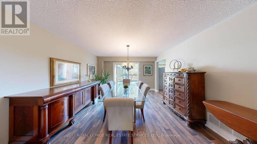 1728 Bough Beeches Boulevard — photo 13 of 40