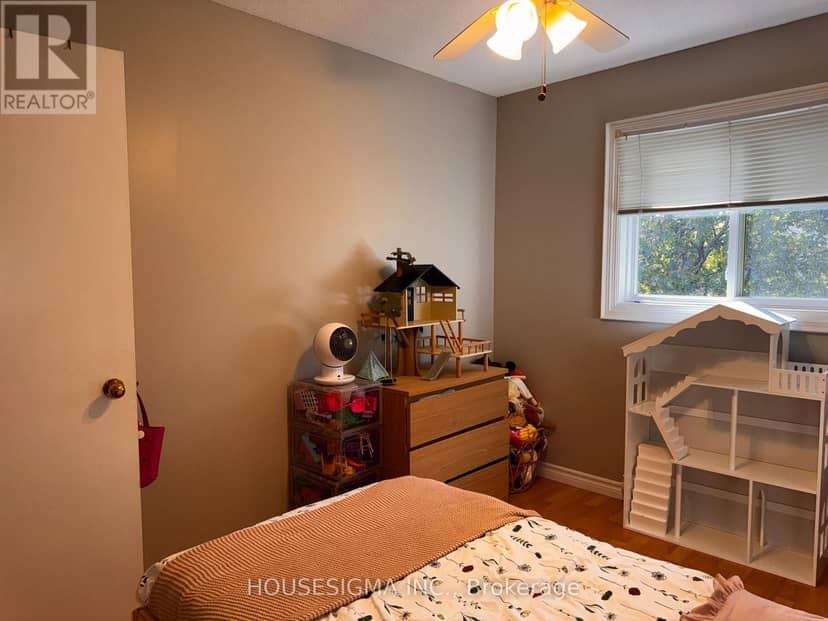 6 - 31 Parkview Drive — photo 13 of 24