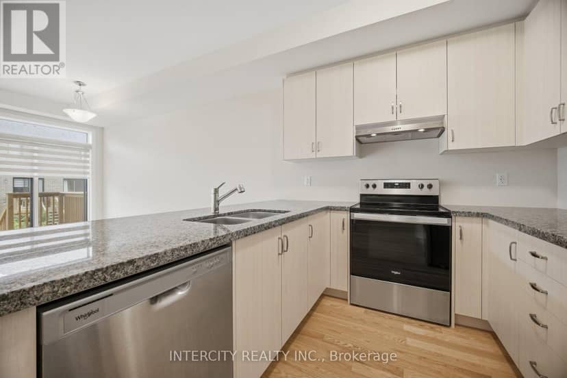 1378 National Common — photo 13 of 40