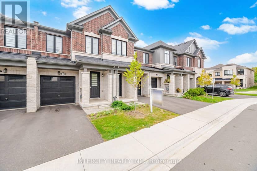 1378 National Common, Burlington, photo 5