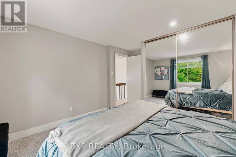 13 - 220 Salisbury Avenue — photo 20 of 39