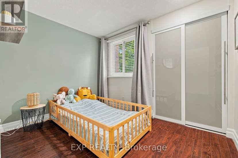 13 - 220 Salisbury Avenue — photo 21 of 39