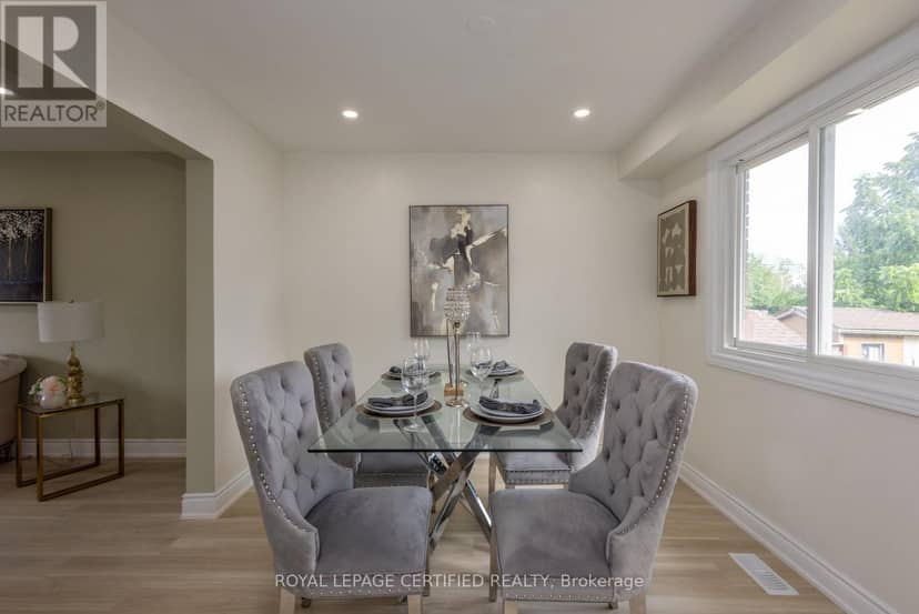 111 Limeridge Road W — photo 11 of 40