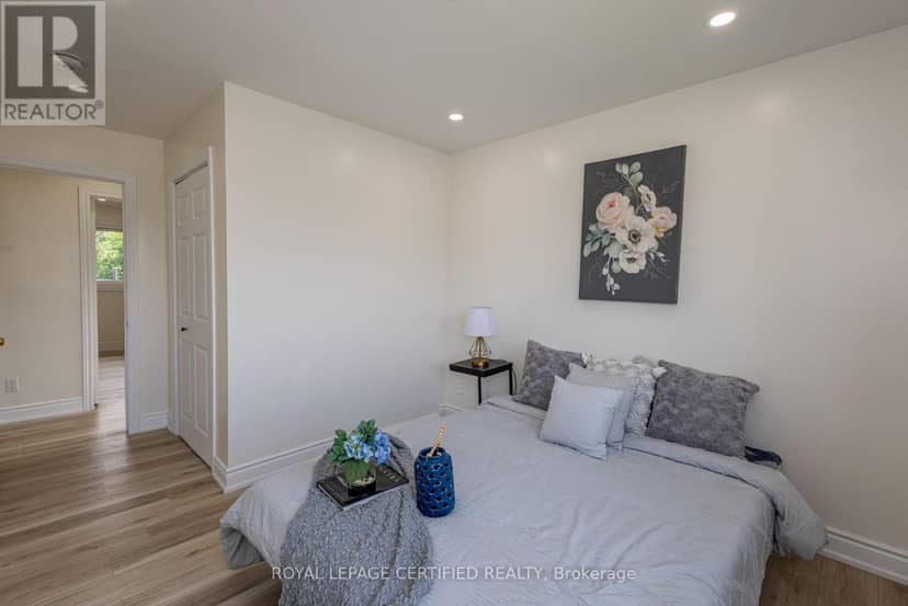 111 Limeridge Road W — photo 23 of 40