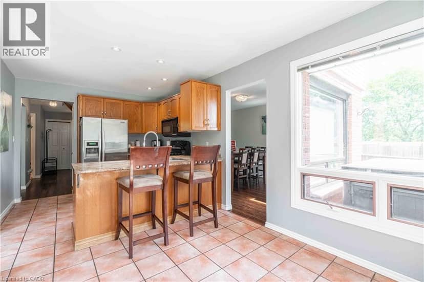 54 SELKIRK Street — photo 9 of 40